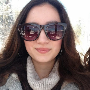 Meet your Posher, Krystal